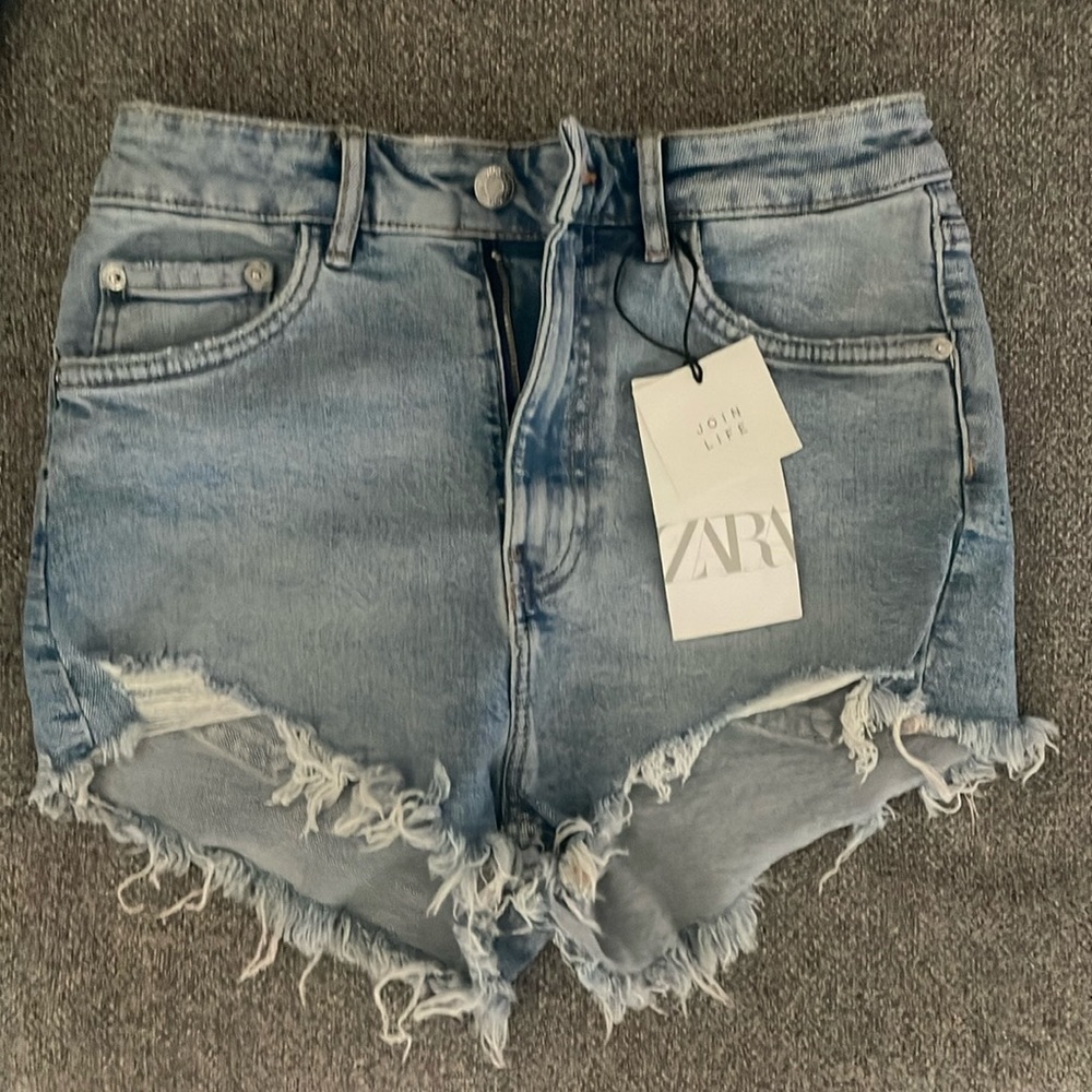 Zara hi-rise jean shorts